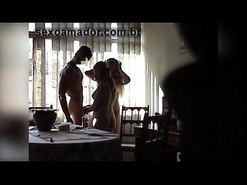 ❤️ Секс приятели канят гигантски мъж и тройка с него ❤️ Ебане видео в bg.hentai-for.ru ❌❤